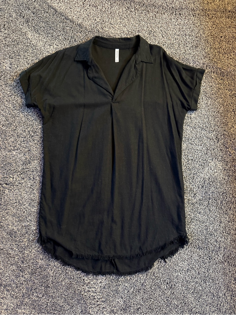 Women's Black Short-Sleeve V-Neck Collared Tunic. Size large. Worn once